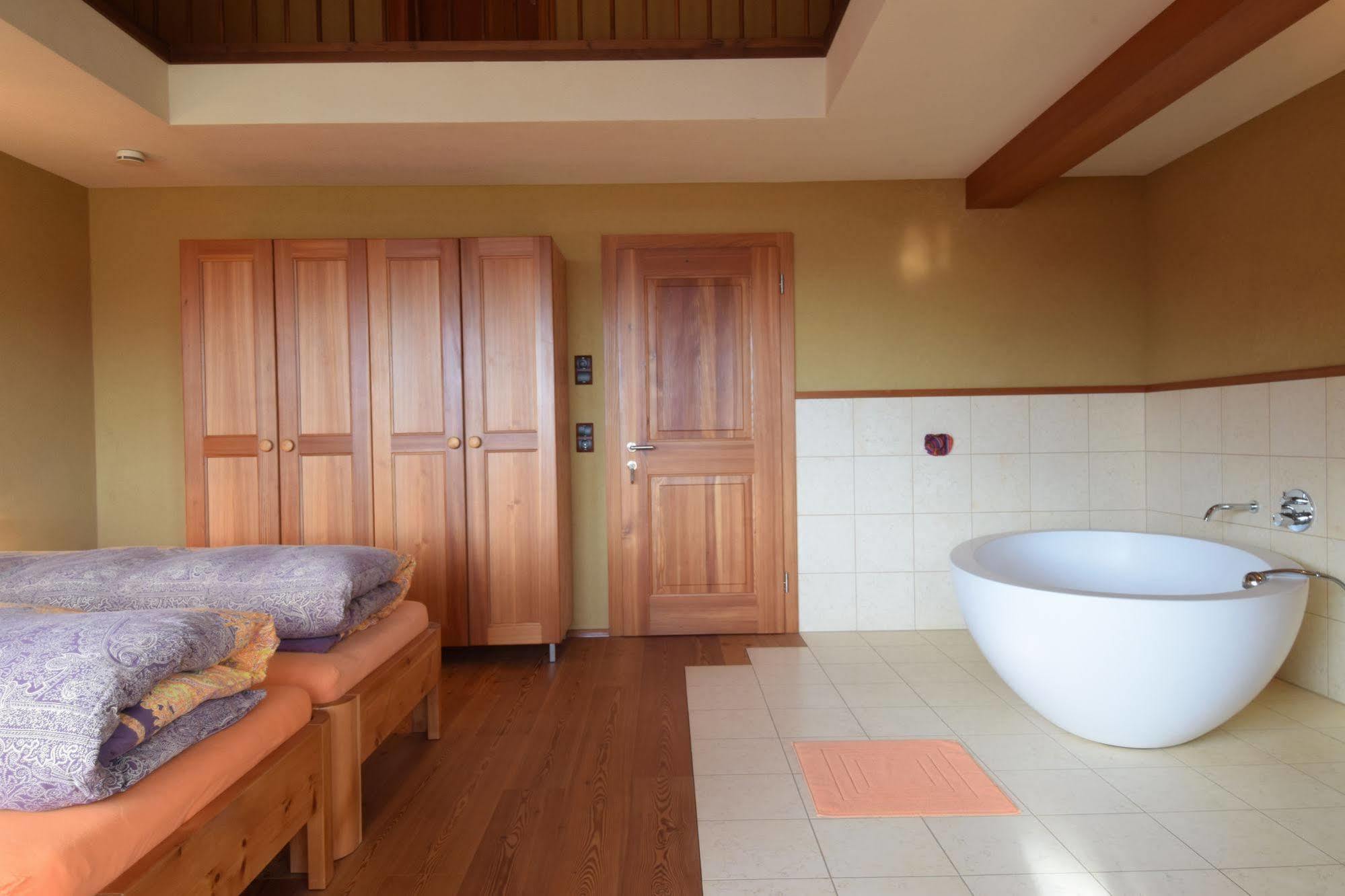 Yoga Hotel Feldkirch Bagian luar foto